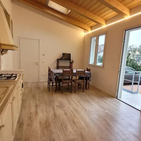 B35 Bilocale A Due Passi Dal Porto Canale Con Ingresso Indipendente Lejlighed *